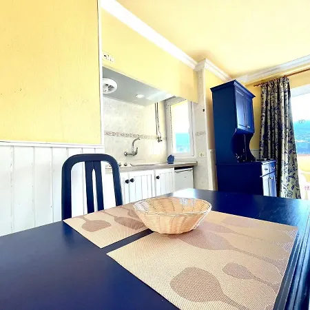 아파트 Apartamento A Pocos Metros De La Playa, Con Piscina Y Wifi Gratuito En Zonas Comunes *