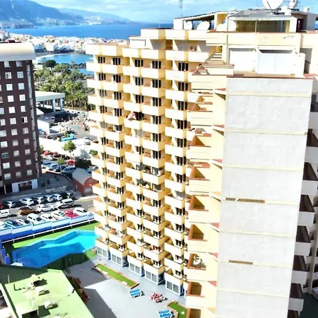 Apartamento A Pocos Metros De La Playa, Con Piscina Y Wifi Gratuito En Zonas Comunes 公寓